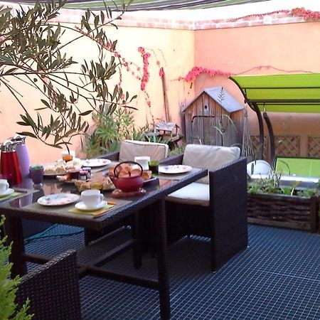 Bed and Breakfast Autan Des Couleurs Albi Exterior foto